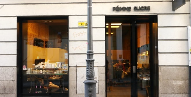 Se Necesita Dependiente/a para POMME SUCRE MADRID Tienda Pastelería con Cafetería en Madrid
