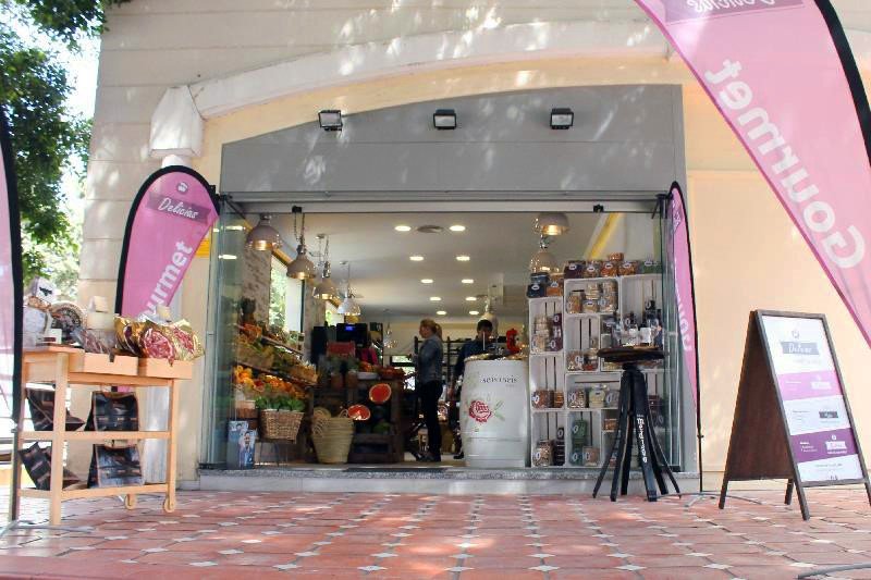 Se Necesita Dependiente/a para Tienda Gourmet en MARBELLA en Málaga