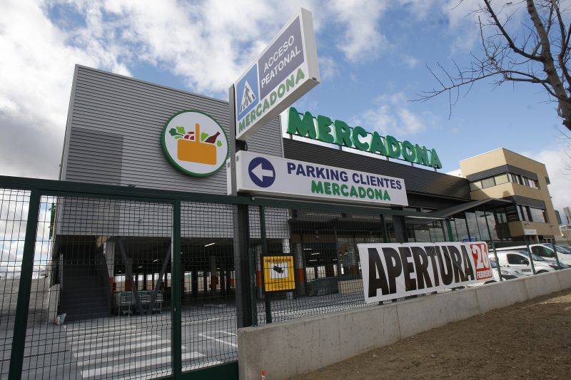 Se Necesita Personal de Supermercado para MERCADONA en La Almunia de Doña Godina en ZARAGOZA